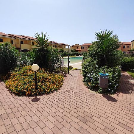 La Casa Sulle Dune Badesi Exterior foto